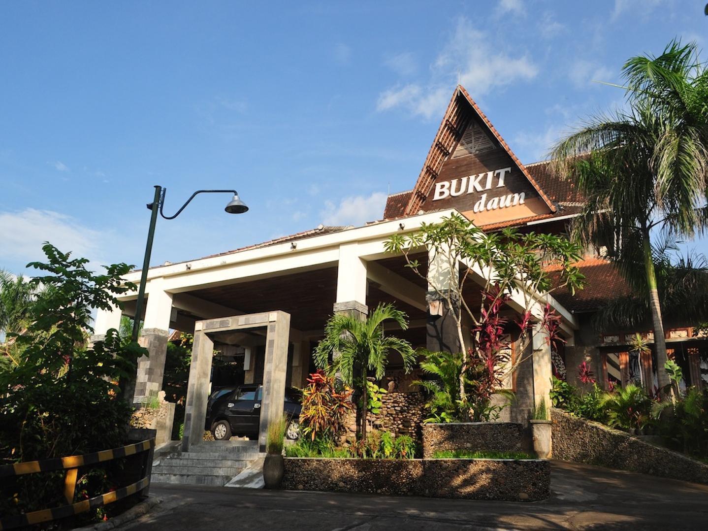 Bukit Daun Hotel And Resort 谏义里 外观 照片
