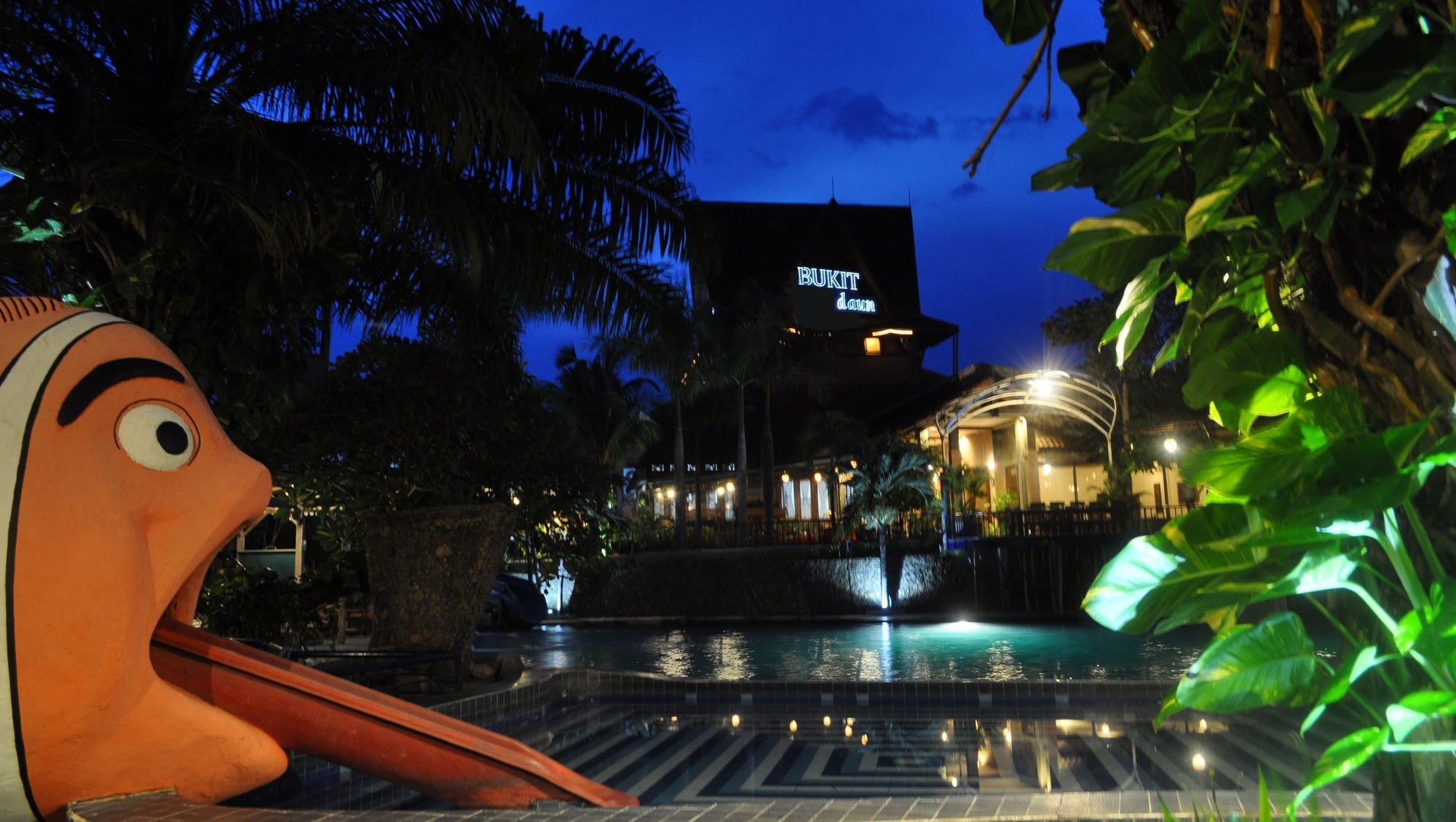 Bukit Daun Hotel And Resort 谏义里 外观 照片