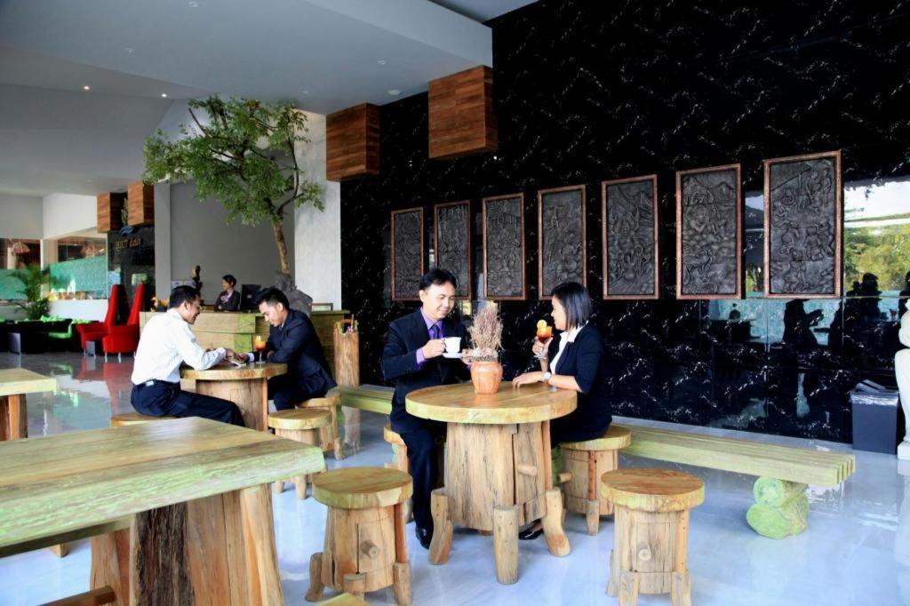 Bukit Daun Hotel And Resort 谏义里 外观 照片